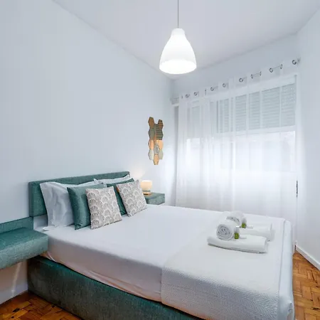 Opo Bolhao Flats By Destiny