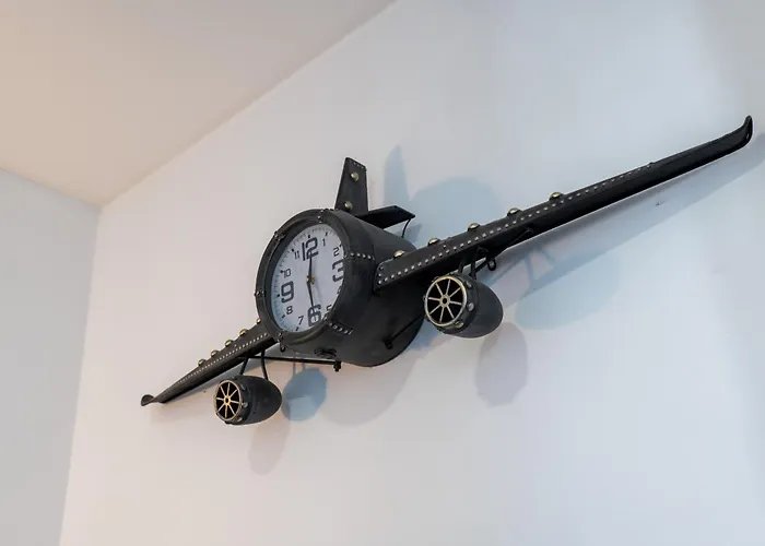 Opo Bolhao Flats By Destiny *