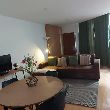 Opo Bolhao Flats By Destiny *