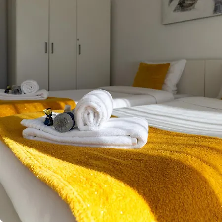 Opo Bolhao Flats By Destiny Porto