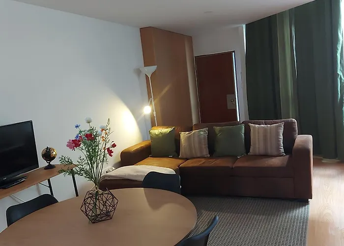 Opo Bolhao Flats By Destiny *