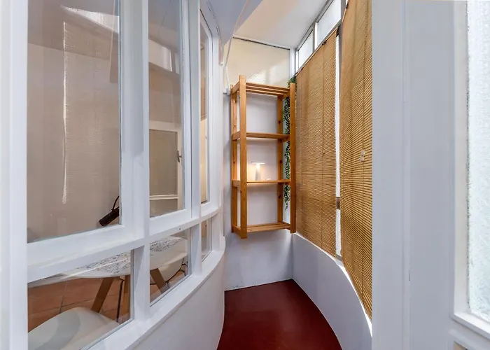 Opo Bolhao Flats By Destiny