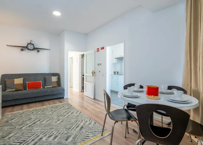 Opo Bolhao Flats By Destiny