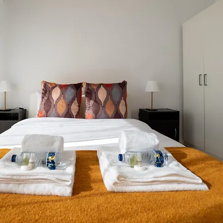 Opo Bolhao Flats By Destiny Porto